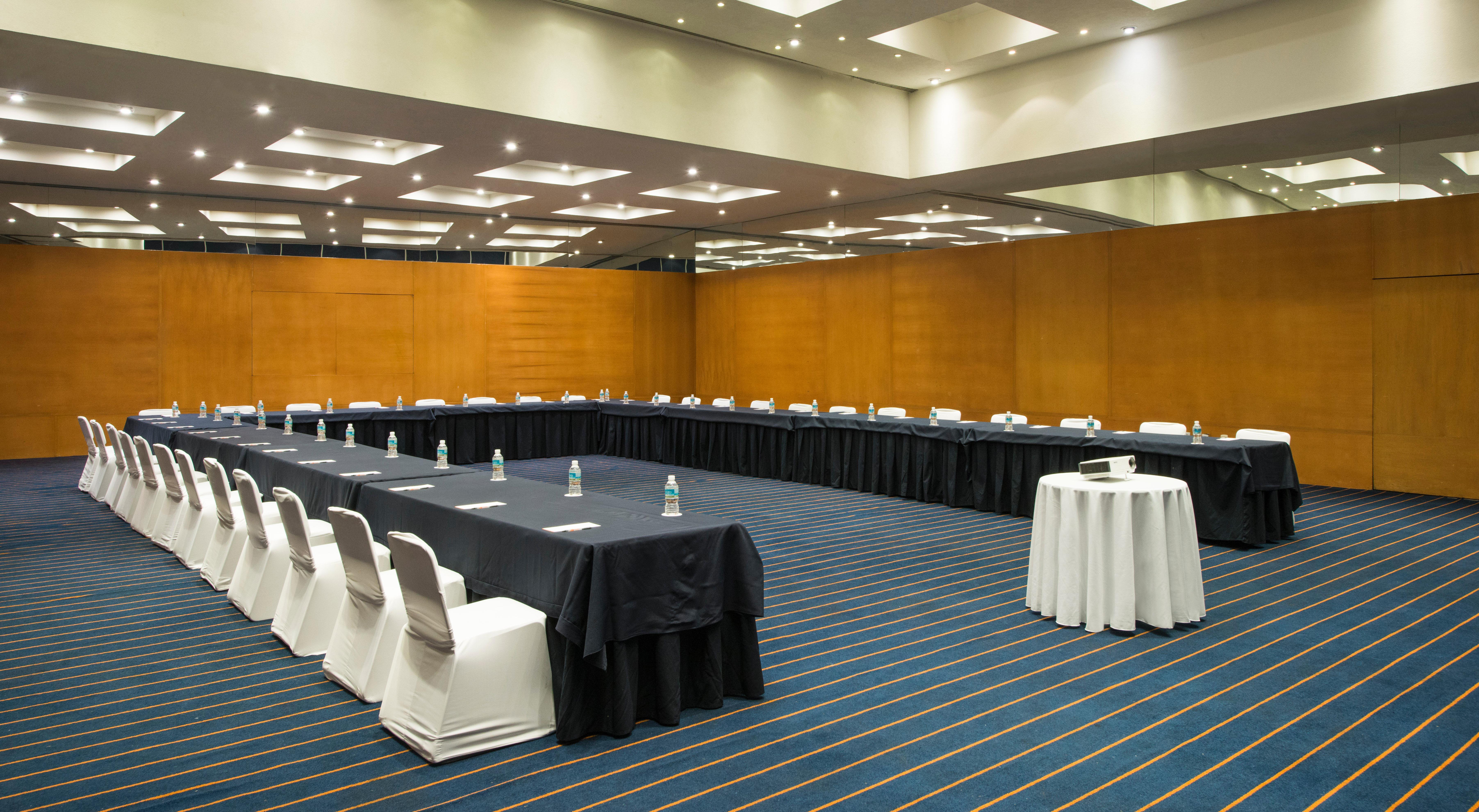 Real Inn Torreon Ngoại thất bức ảnh