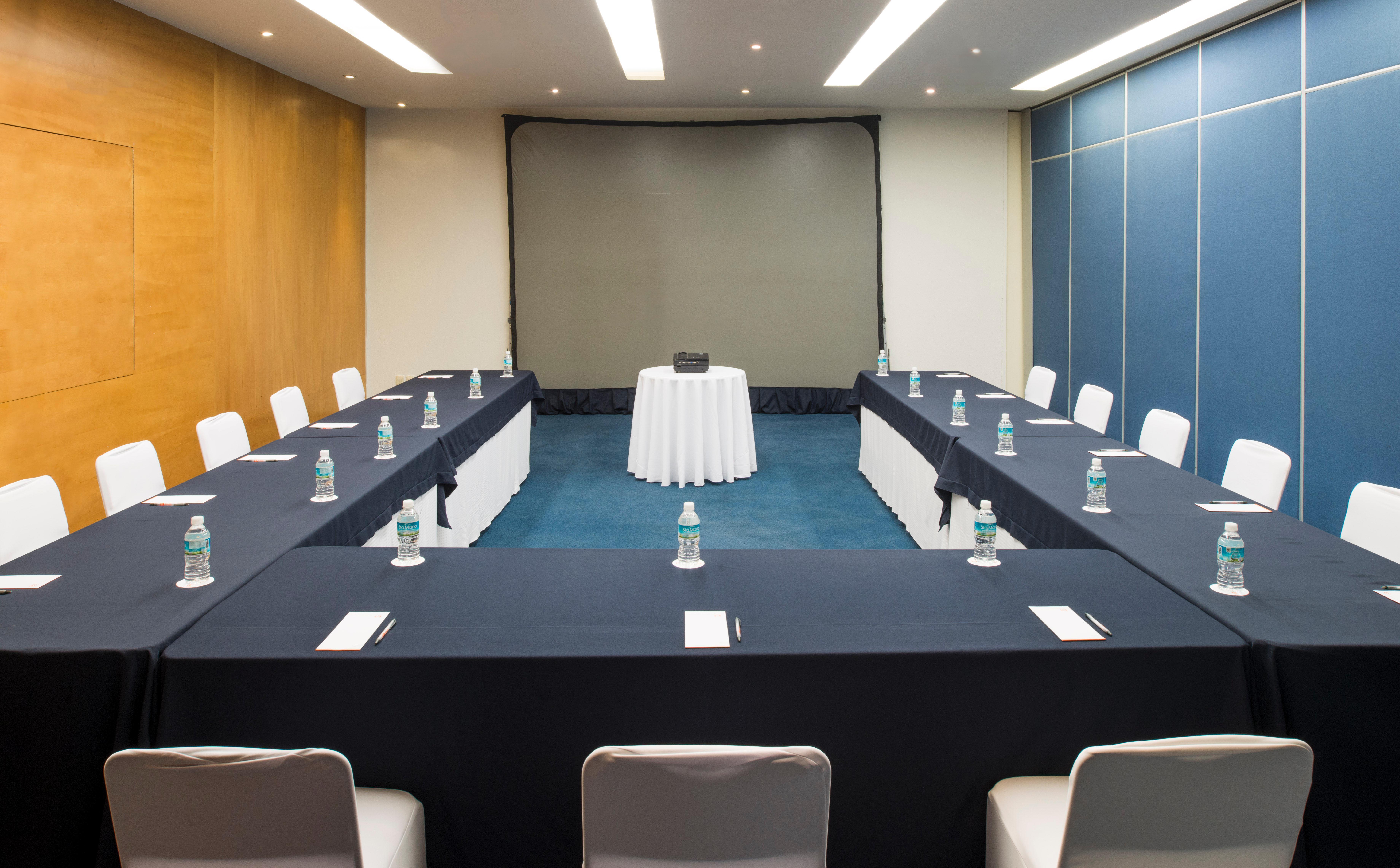 Real Inn Torreon Ngoại thất bức ảnh
