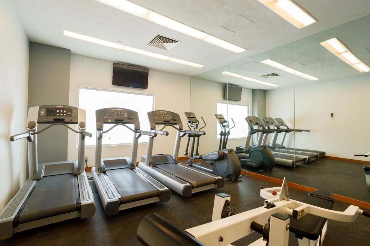 Real Inn Torreon Ngoại thất bức ảnh
